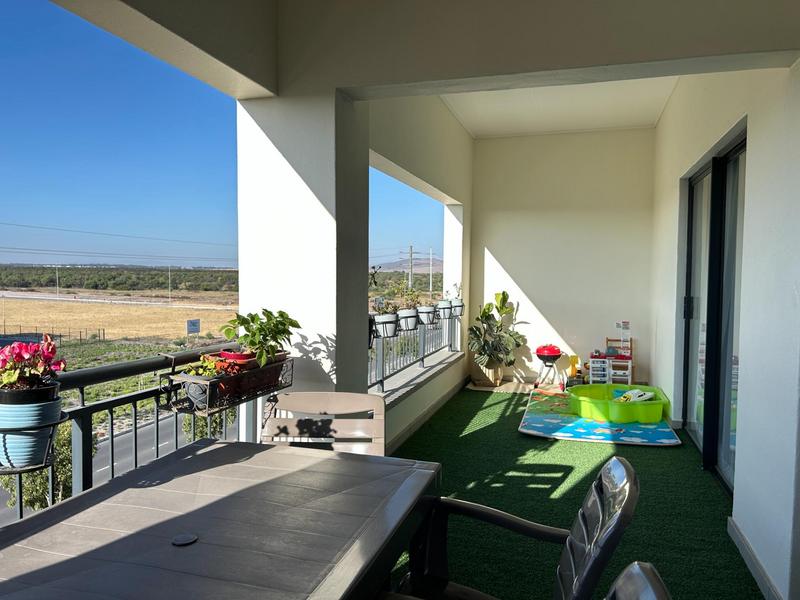 To Let 2 Bedroom Property for Rent in Sandown Western Cape